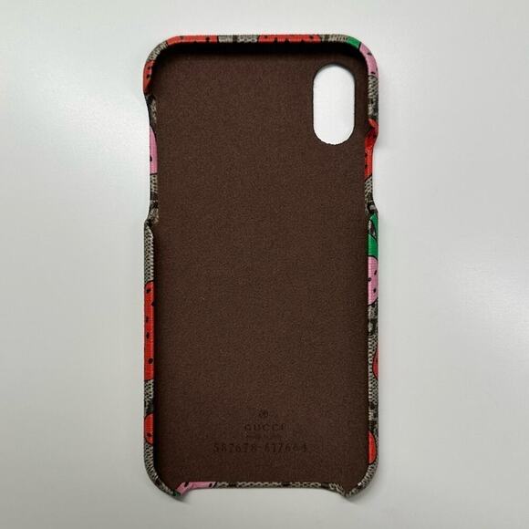 NWB | Gucci | Strawberry iPhone X/XS Case - Picture 3 of 8
